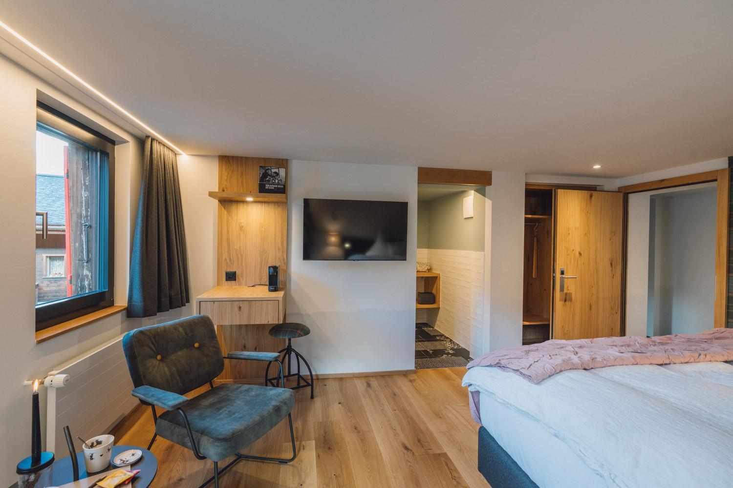Hotel Walliserkanne Grächen Exteriör bild