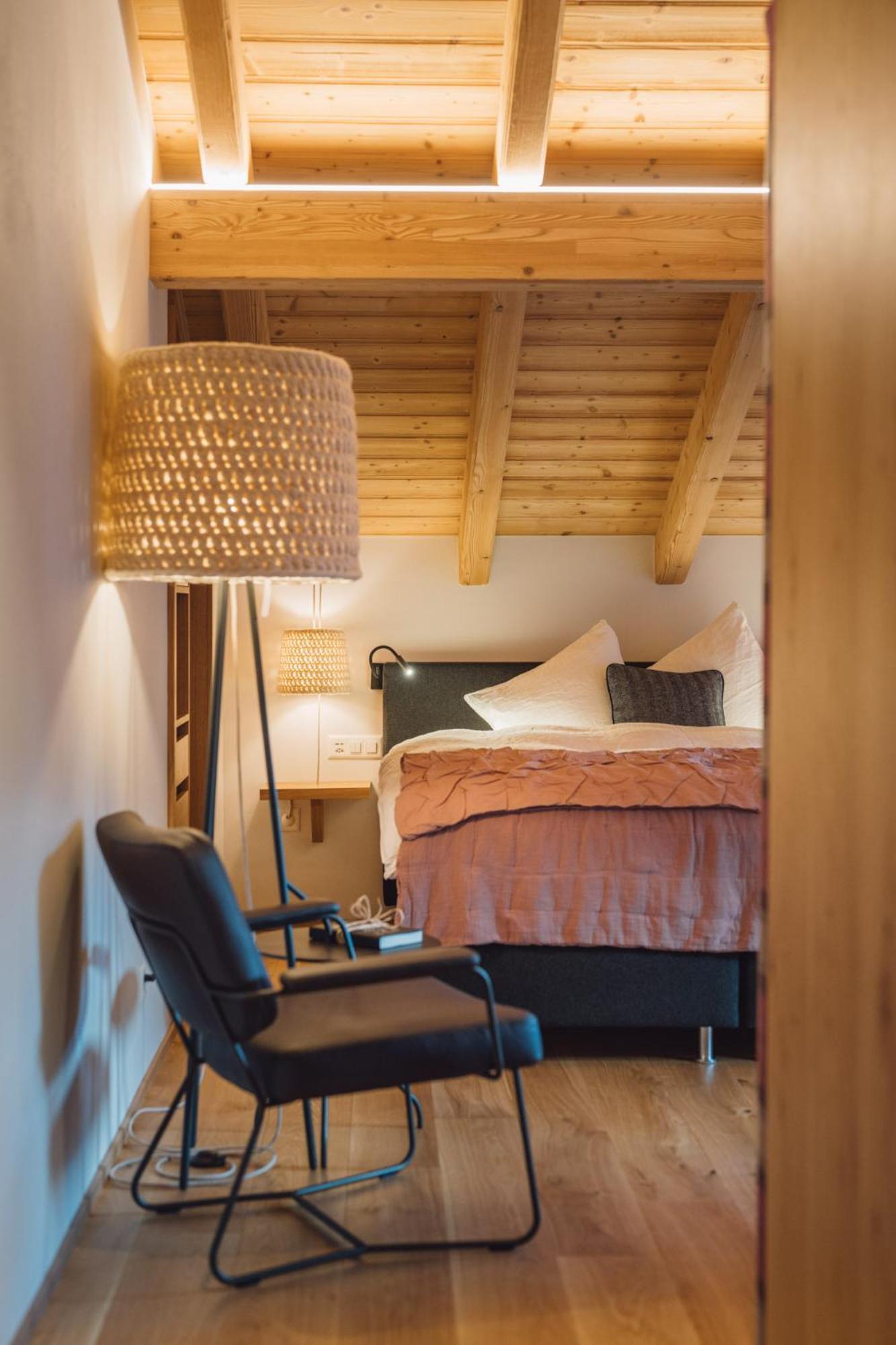 Hotel Walliserkanne Grächen Exteriör bild
