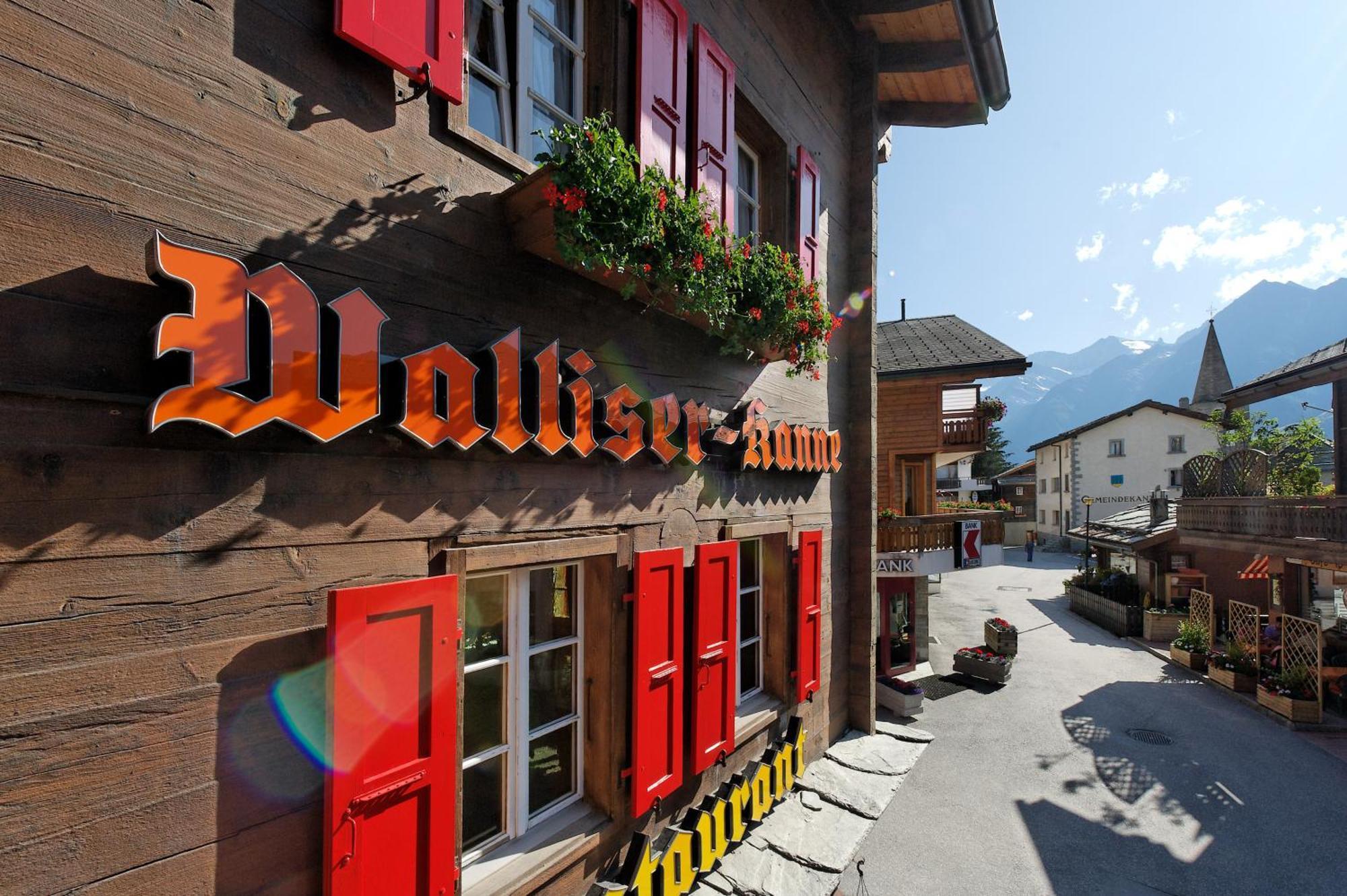 Hotel Walliserkanne Grächen Exteriör bild